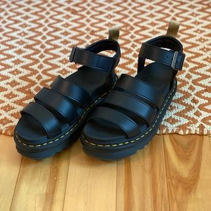 ✨DR. MARTEN’s VEGAN BLAIRE FELIX GLADIATOR SANDALS, size 6